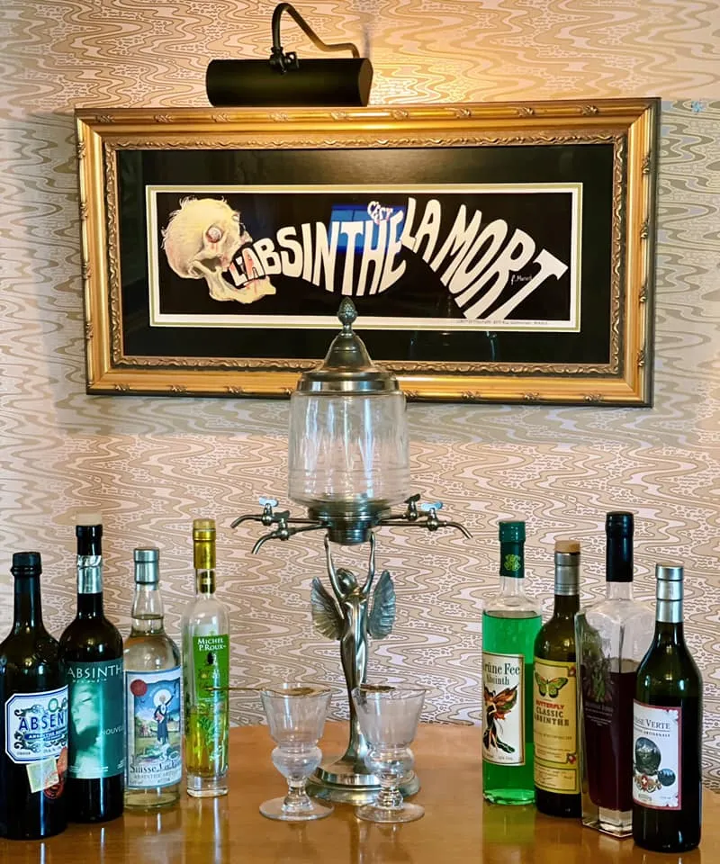 167486597-4482335808463035-949685737318894530-n_library_74297