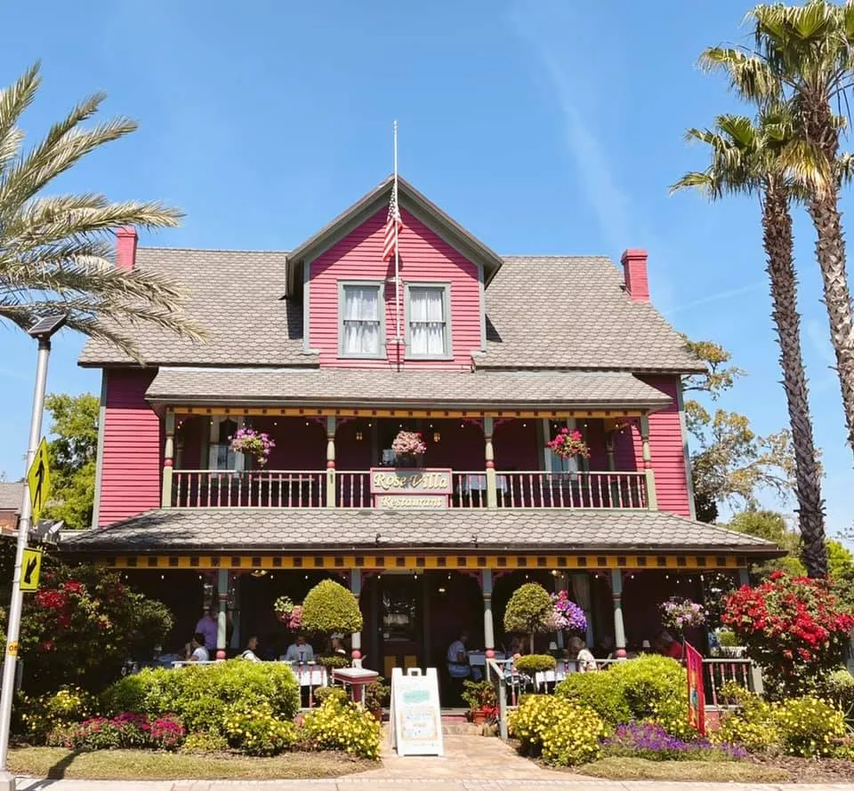 239128791-4920009231362355-4356862169183250544-n_library_74315