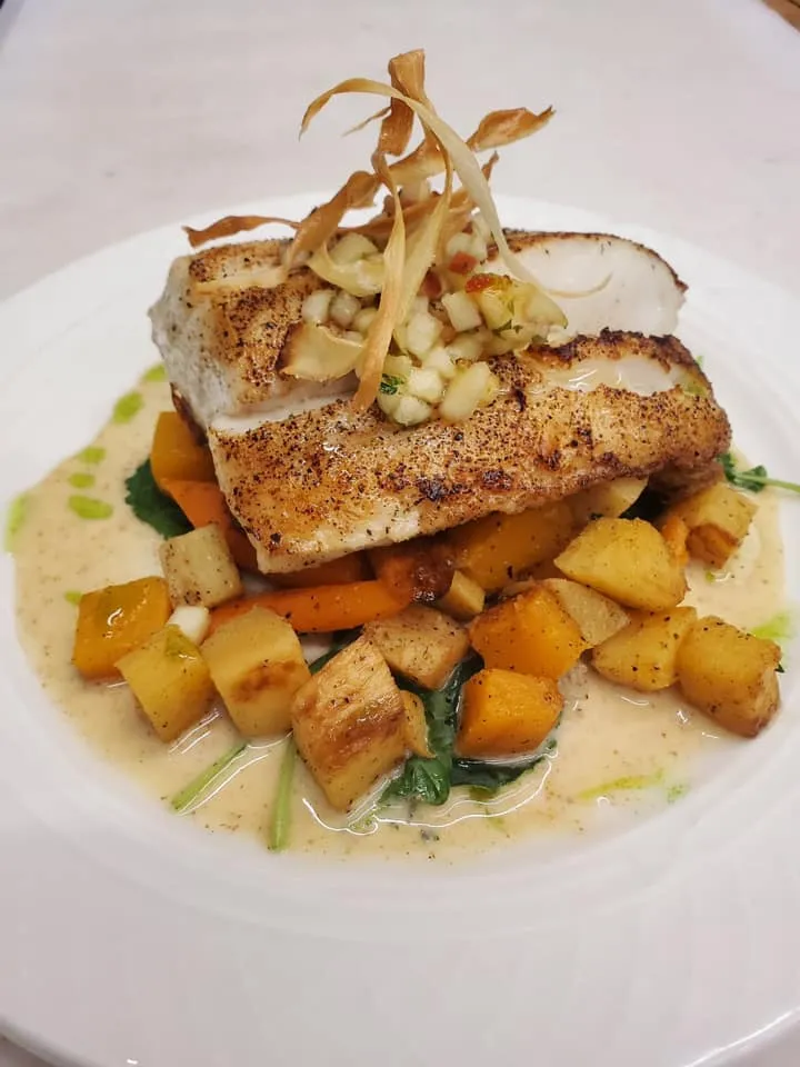 244329200-5047210615308882-4313774174490146357-n_library_74325