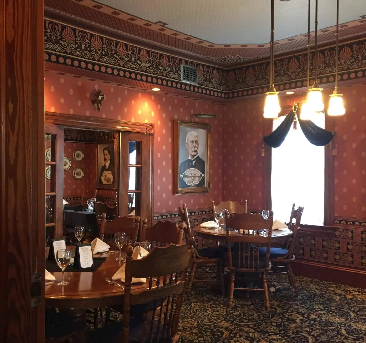 emptydiningroom_library_74362