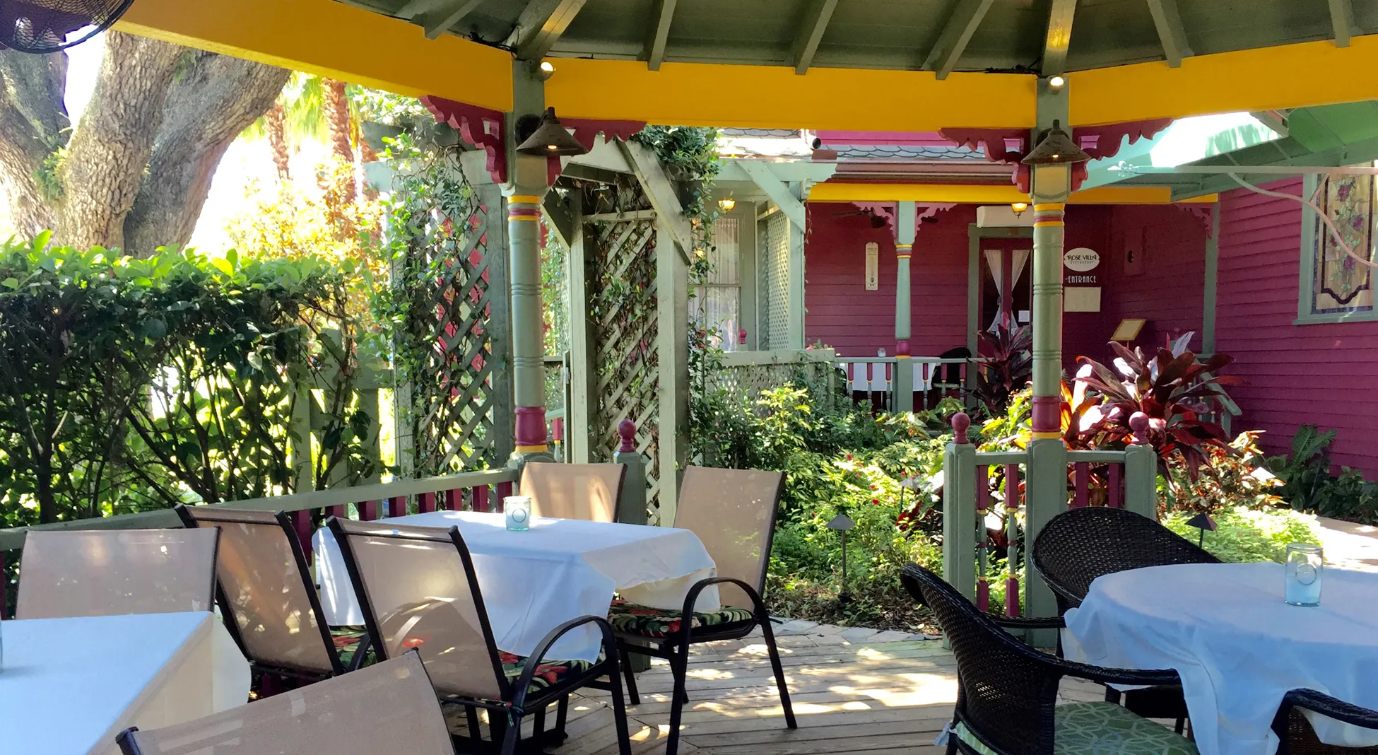 rosevilla-gazebo_library_74335